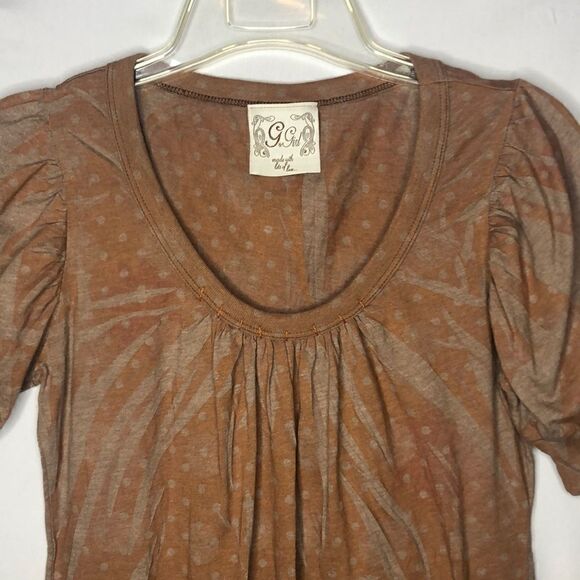 4/$25 G. Girl Top.  - Picture 3 of 6